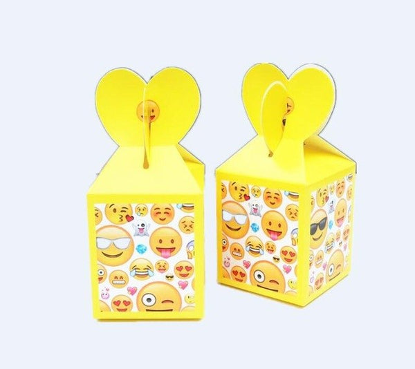SUPER FUNNY EMOJI BIRTHDAY PARTY KIT